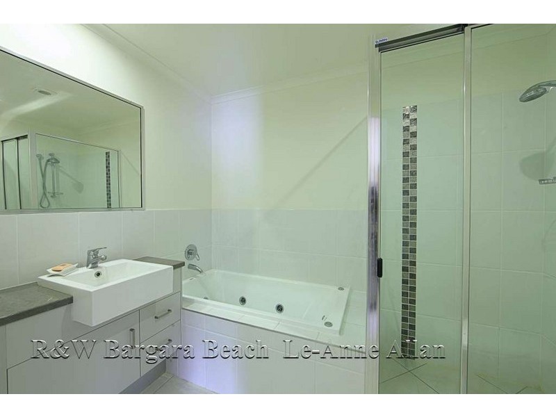 Unit 5, Beachbreak, 6 McDougall Street, Bargara QLD 4670