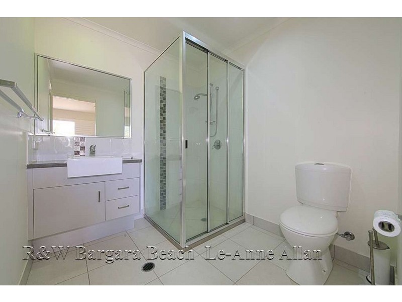 Unit 5, Beachbreak, 6 McDougall Street, Bargara QLD 4670