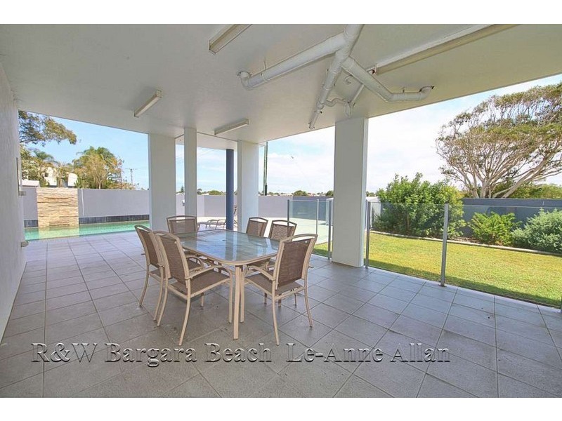 Unit 5, Beachbreak, 6 McDougall Street, Bargara QLD 4670