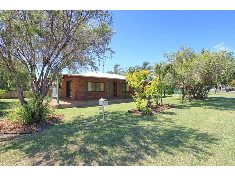 8 Leddy Crescent, Bargara QLD 4670