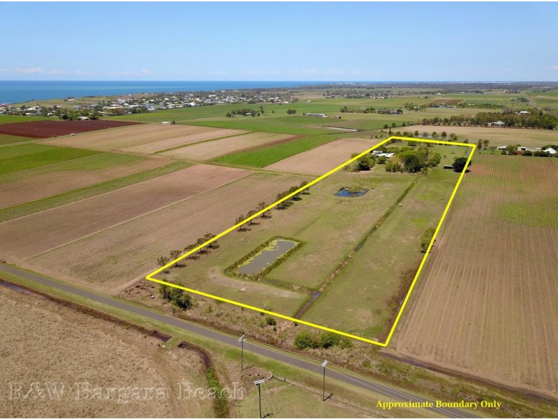324 Mittelheusers Road, Burnett Heads QLD 4670