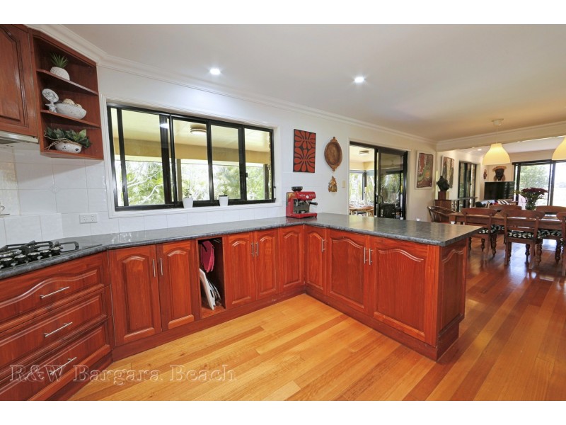 324 Mittelheusers Road, Burnett Heads QLD 4670