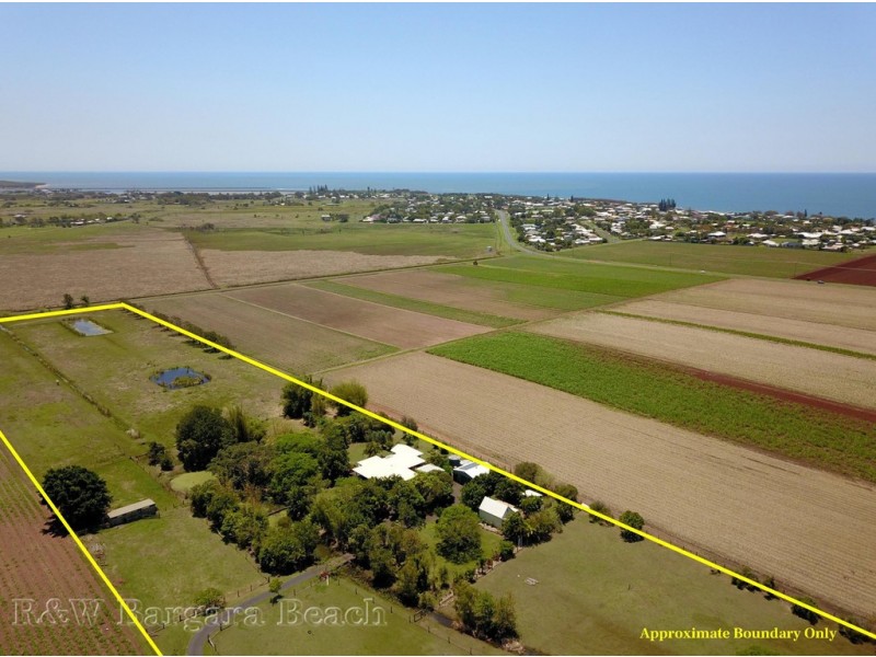 324 Mittelheusers Road, Burnett Heads QLD 4670