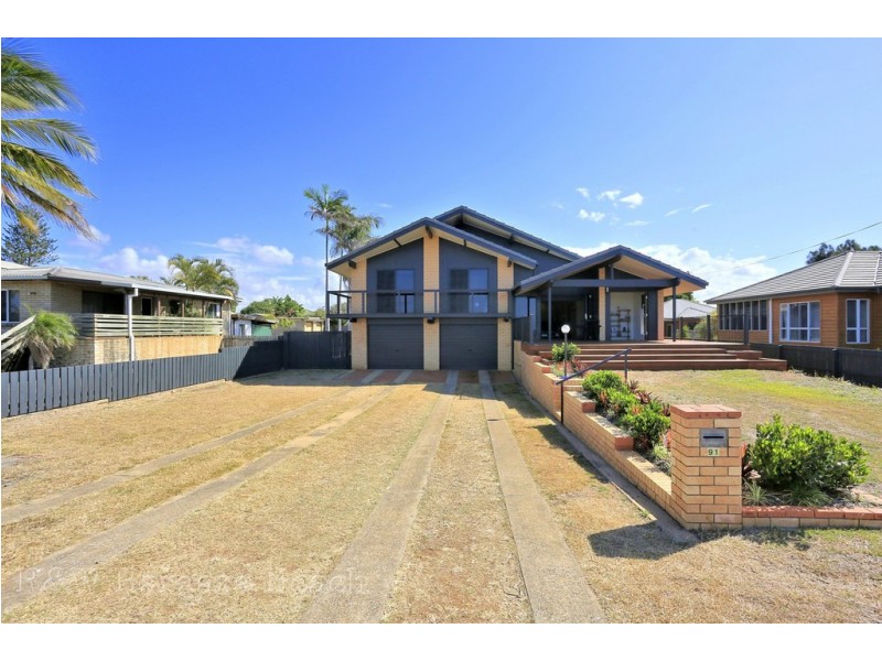 91 Sea Esplanade, Burnett Heads QLD 4670