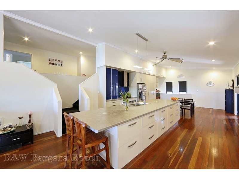 91 Sea Esplanade, Burnett Heads QLD 4670