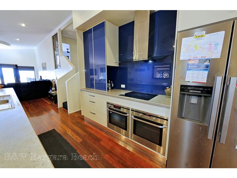 91 Sea Esplanade, Burnett Heads QLD 4670