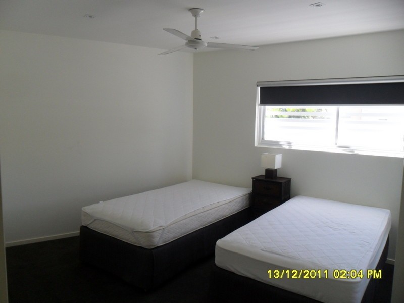 Unit 1/ 15 ESPLANADE, Bargara QLD 4670