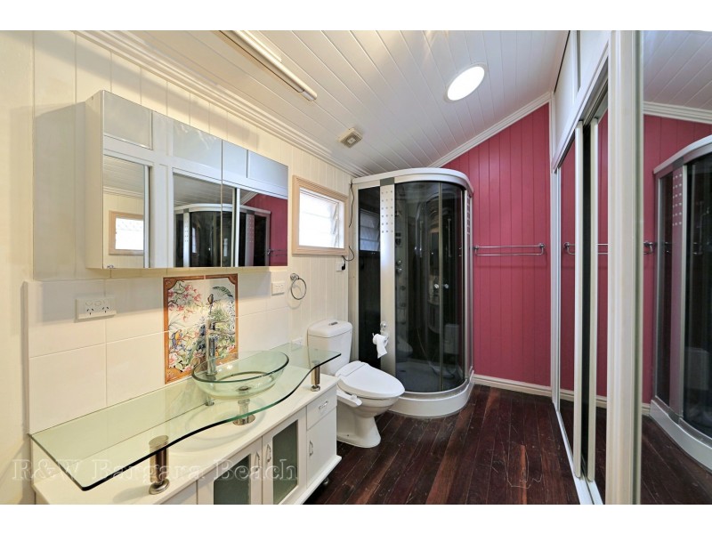7 Dix Street, Kepnock QLD 4670