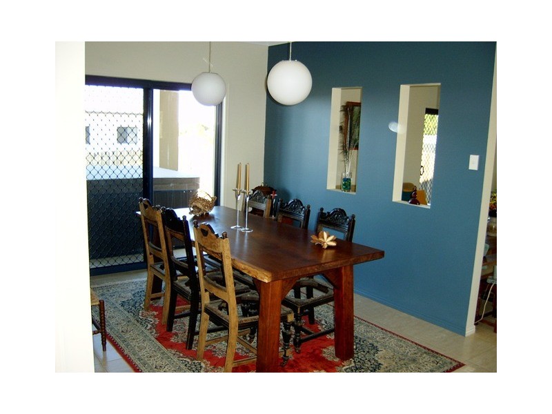 Innes Park QLD 4670
