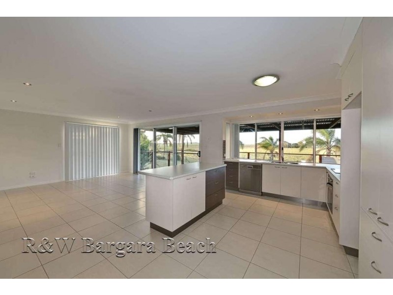 2 Spinnaker Boulevard, Innes Park QLD 4670