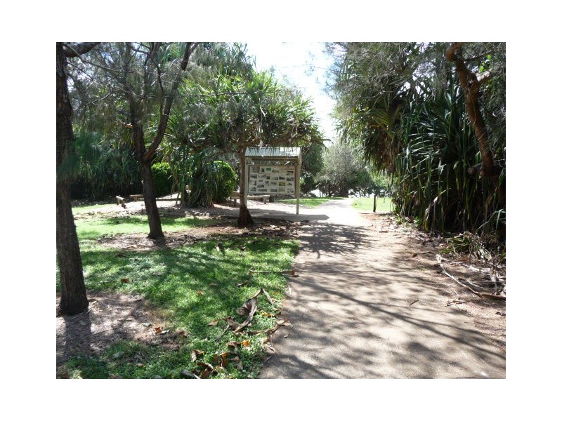 Unit 4, Dwell, 107 Esplanade,, Bargara QLD 4670