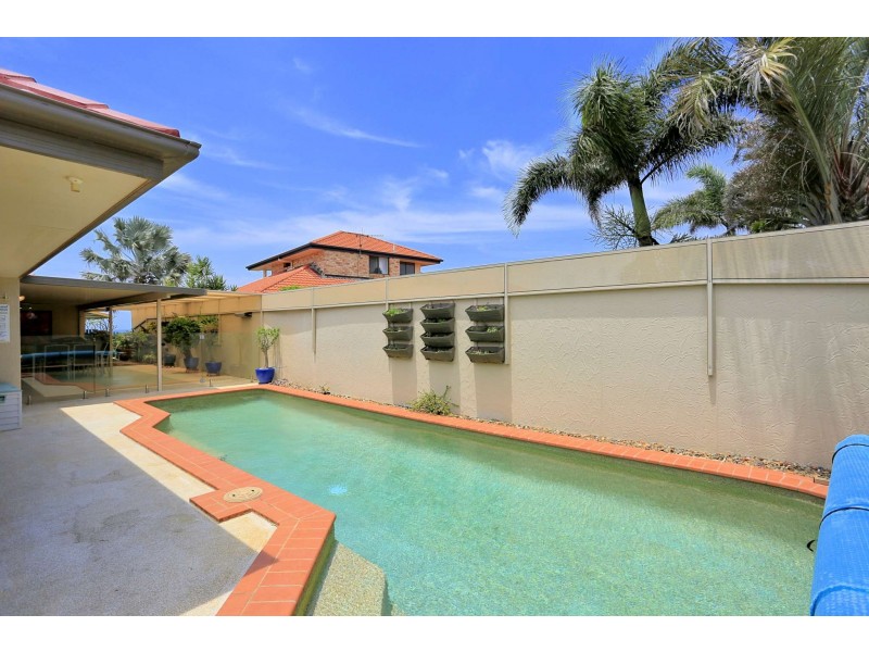 13 Sea Esplanade, Elliott Heads QLD 4670