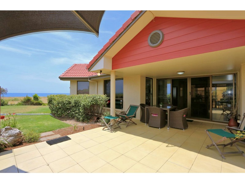 13 Sea Esplanade, Elliott Heads QLD 4670