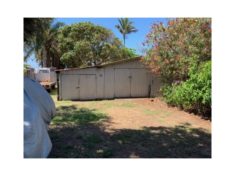 21 Zunker Street, Burnett Heads QLD 4670
