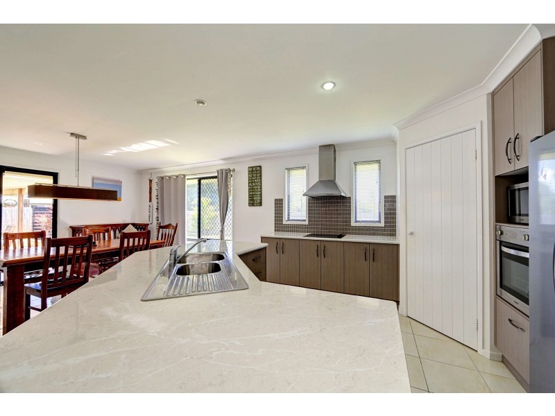 27 Innes Park Road, Innes Park QLD 4670