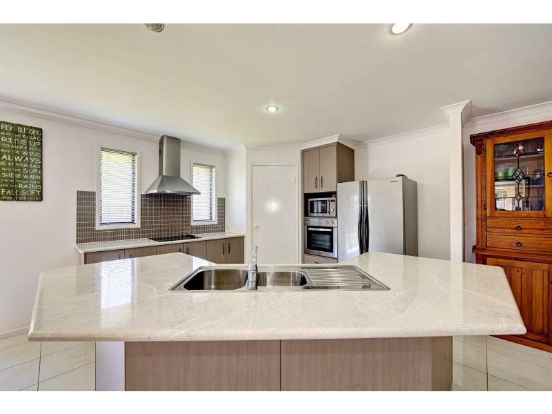 27 Innes Park Road, Innes Park QLD 4670