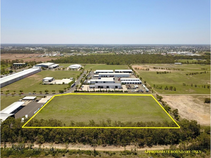 37 Charlie Triggs Crescent, Thabeban QLD 4670