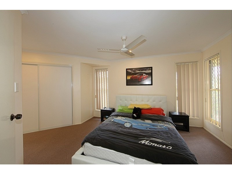 21 Peggy Drive, Coral Cove QLD 4670