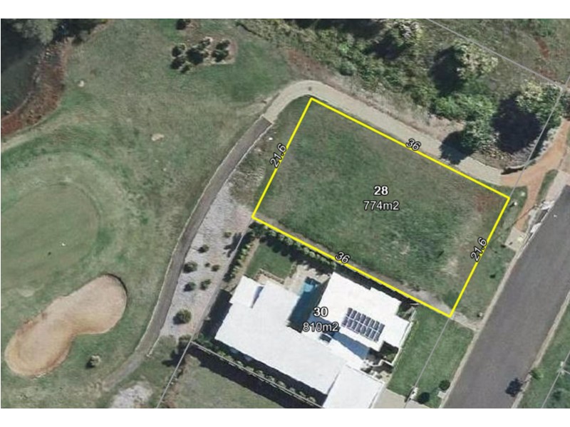 28 Bisdee Street, Coral Cove QLD 4670