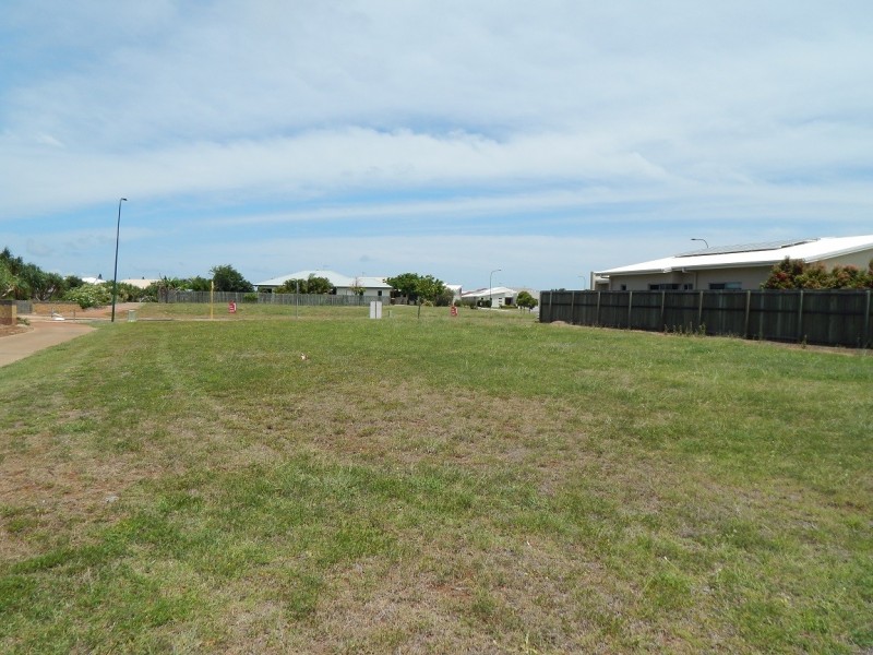 28 Bisdee Street, Coral Cove QLD 4670