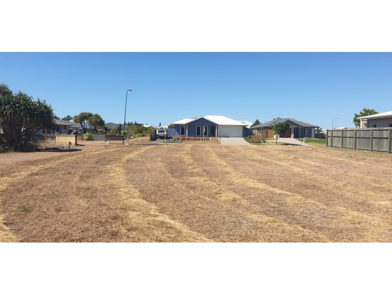 28 Bisdee Street, Coral Cove QLD 4670