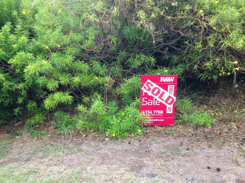 10 Shady Grove, Bargara QLD 4670