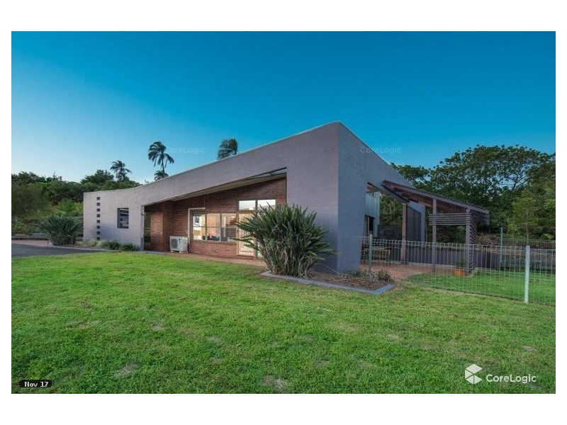 2 Finemore Crescent, Qunaba QLD 4670