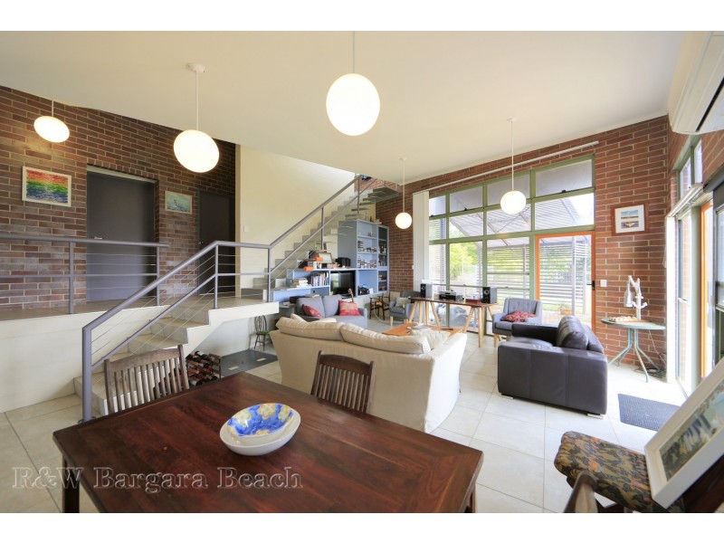 2 Finemore Crescent, Qunaba QLD 4670