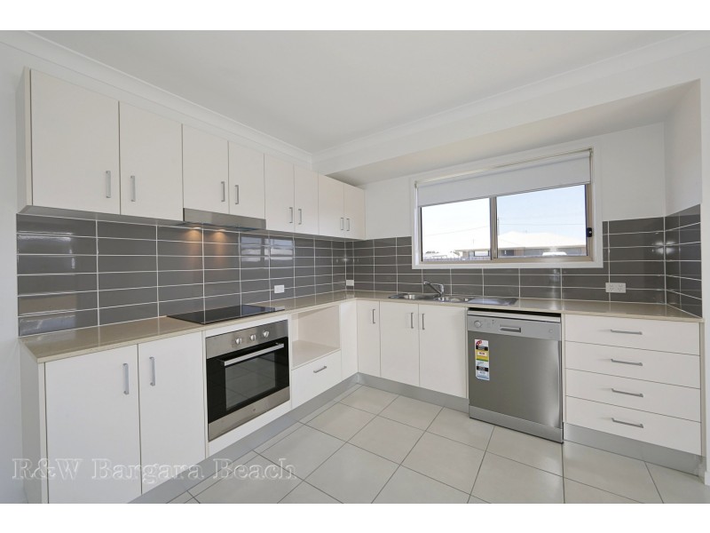1/1 Bunker Court, Bargara QLD 4670