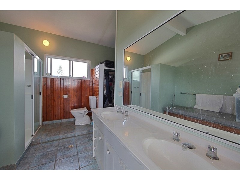 11 Pacific Court, Bargara QLD 4670