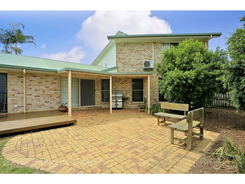 1 Henderson Row, Bargara QLD 4670