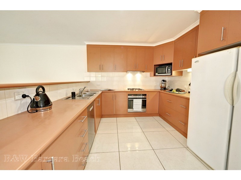 1 Henderson Row, Bargara QLD 4670