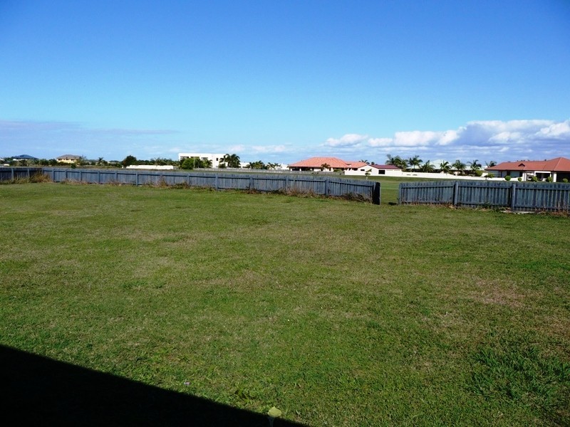 Coral Cove QLD 4670