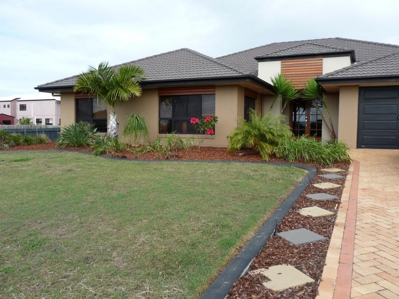Coral Cove QLD 4670