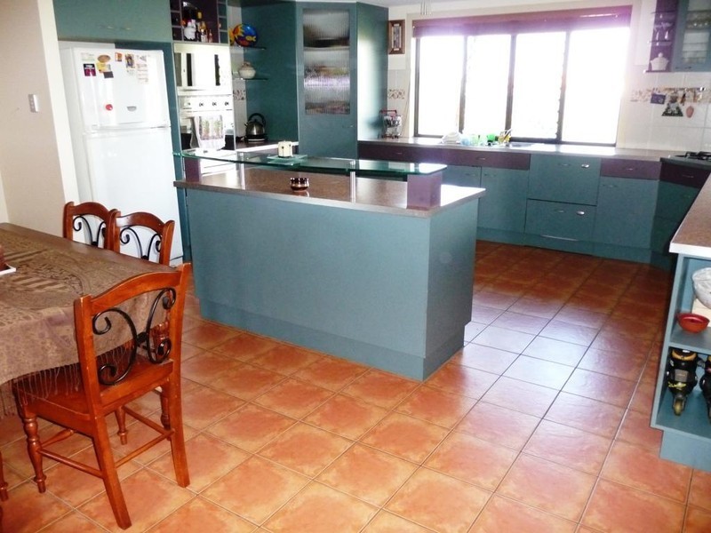 Coral Cove QLD 4670