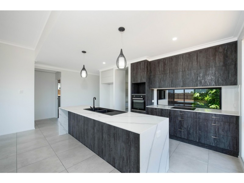 15 Malo Drive, Bargara QLD 4670