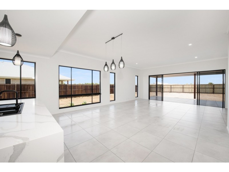 15 Malo Drive, Bargara QLD 4670