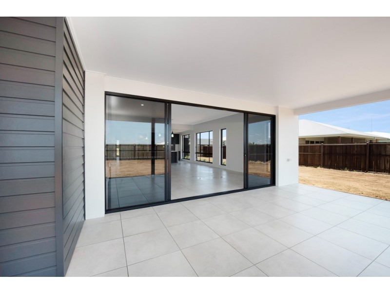 15 Malo Drive, Bargara QLD 4670