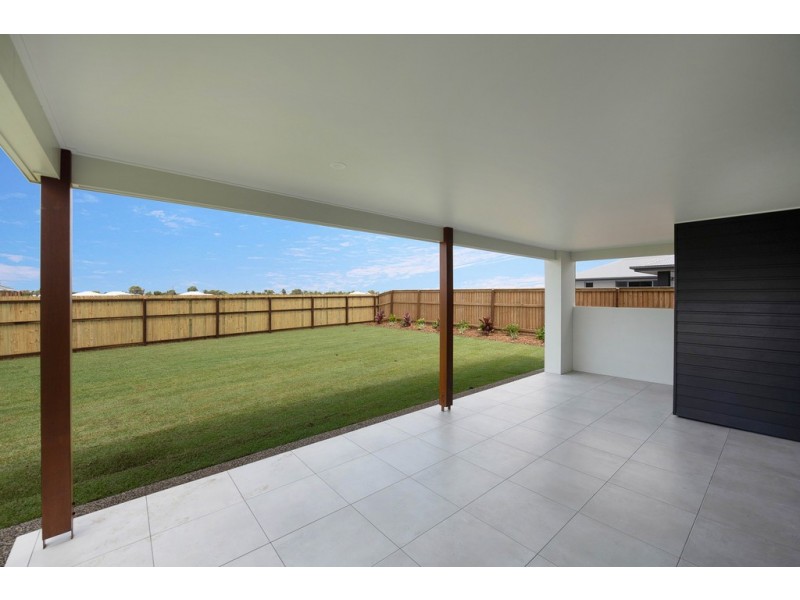 15 Malo Drive, Bargara QLD 4670