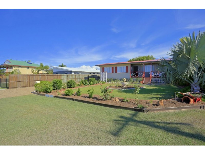 39 Bluewater Drive, Elliott Heads QLD 4670