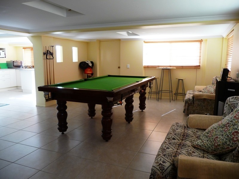 51 Hoffmans Road, Burnett Heads QLD 4670