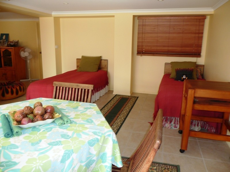 51 Hoffmans Road, Burnett Heads QLD 4670