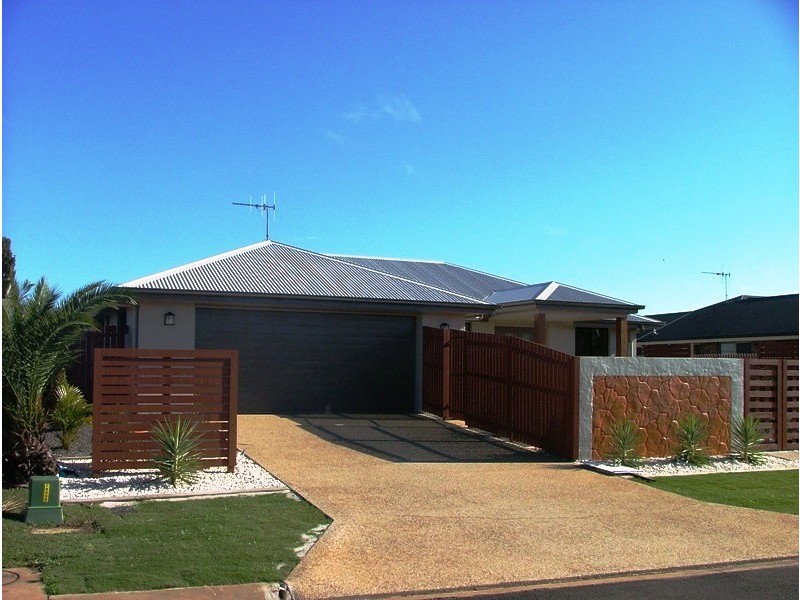 223 Barolin Esplanade, Coral Cove QLD 4670