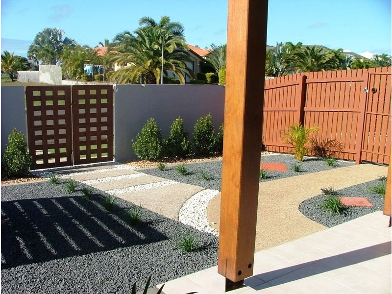 223 Barolin Esplanade, Coral Cove QLD 4670