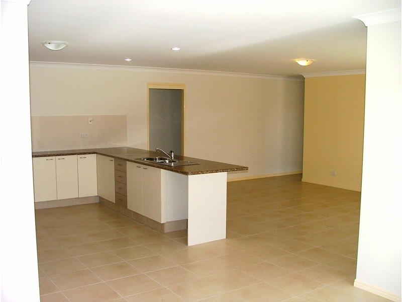 223 Barolin Esplanade, Coral Cove QLD 4670