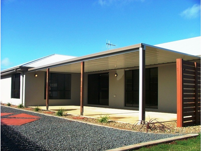 223 Barolin Esplanade, Coral Cove QLD 4670