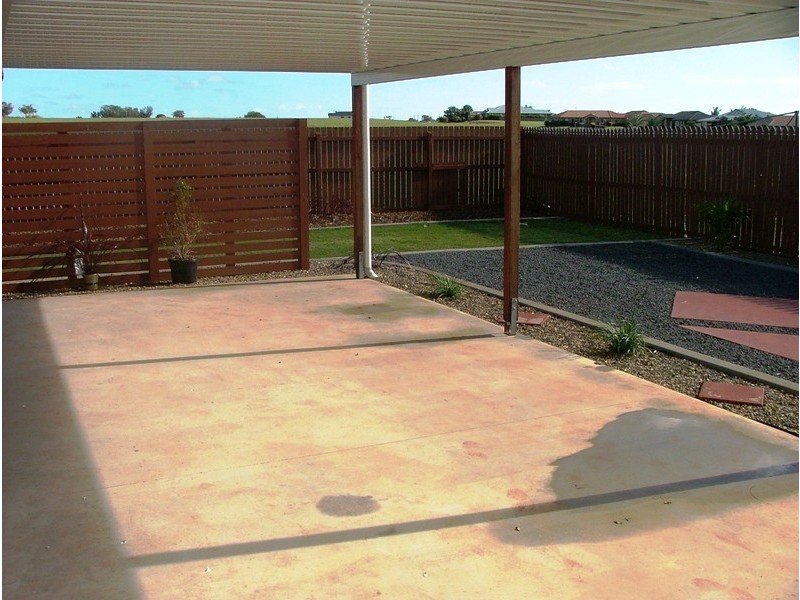 223 Barolin Esplanade, Coral Cove QLD 4670