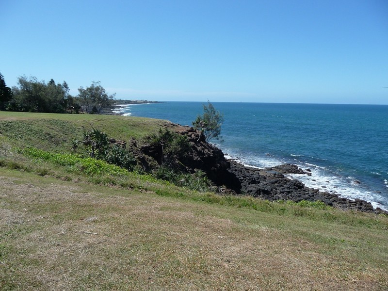 43 Bisdee Street, Coral Cove QLD 4670