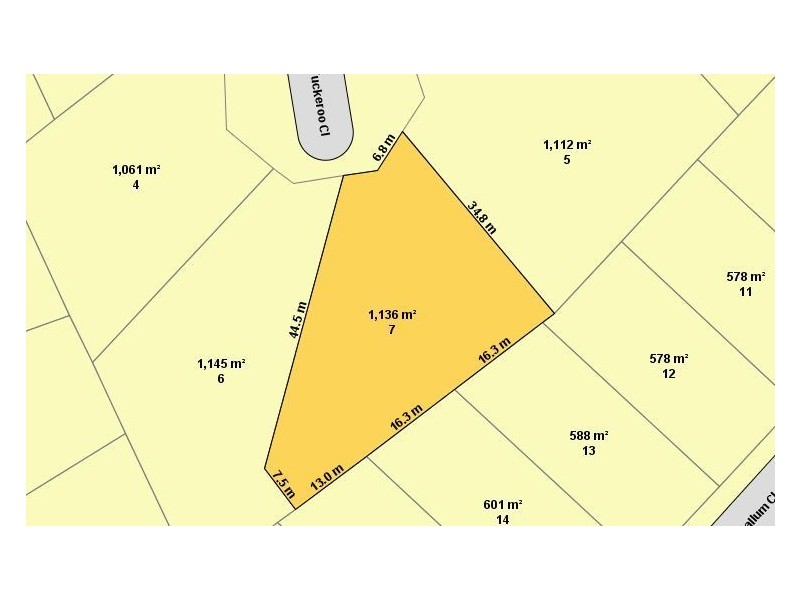 7 Tuckeroo Close, Coral Cove QLD 4670