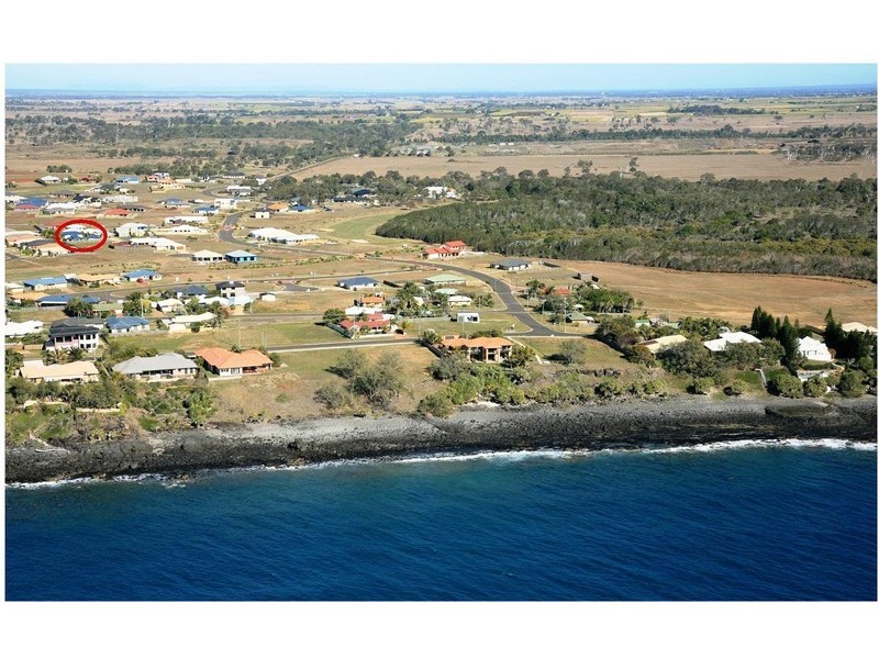 7 Tuckeroo Close, Coral Cove QLD 4670